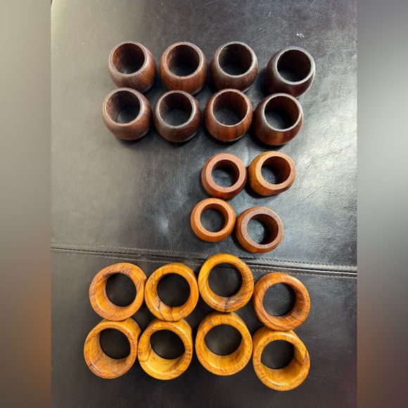 Lot Of 20 Vintage light & Dark Wood Napkin Rings 1.5” Round Mid Century Modern - Picture 10 of 10